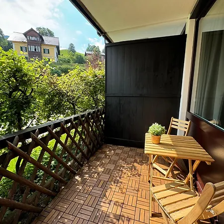 Im Zentrum Von Apartment